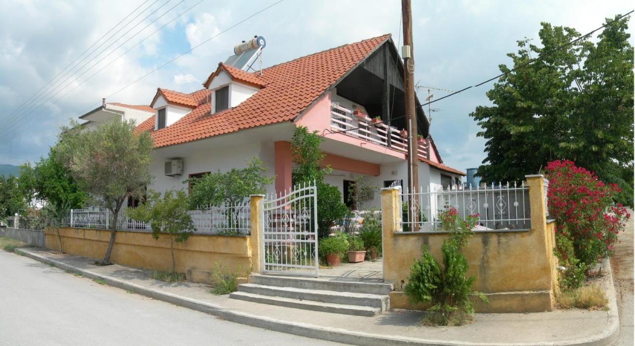 Villa Magda Nea Vrasna Exterior photo